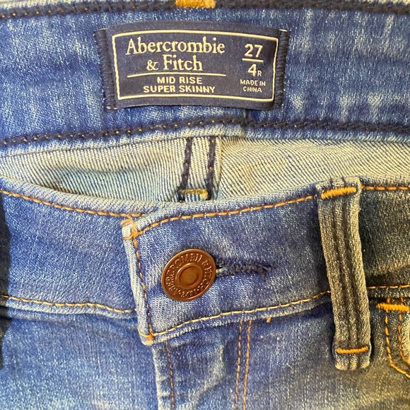 💙GREAT CONDITION | Abercrombie & Fitch | Size 27/4R - Picture 5 of 9